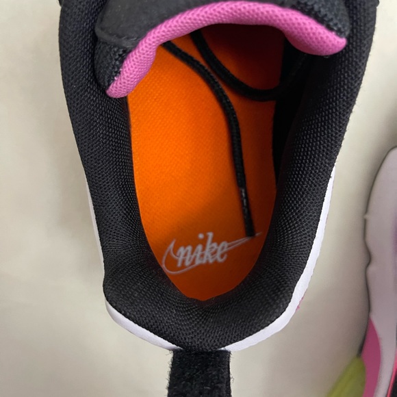 Nike Air Max 200 Have a Nice Day Sneakers - Picture 9 of 9